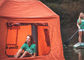 خيمة نفخ المياه العائمة باللون البرتقالي / الأزرق / خيمة الشاطئ المنبثقة المحمولة