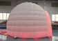 ضوء LED ملون عملاق قابل للنفخ كوخ قبة خيمة مع مدخل نفق